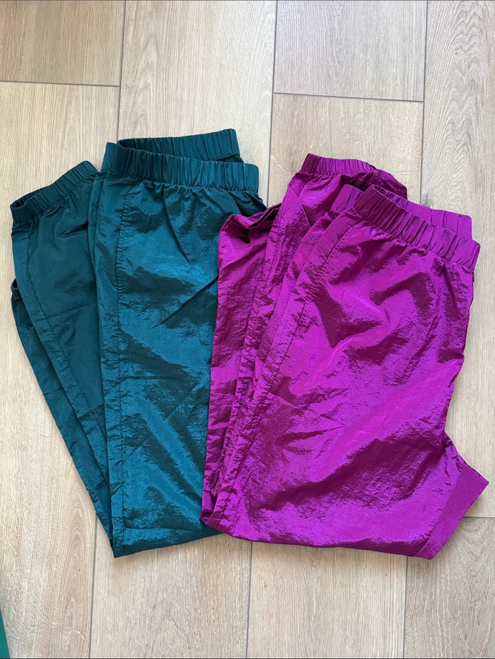 Gap Elastic-Waist Jogger Pants